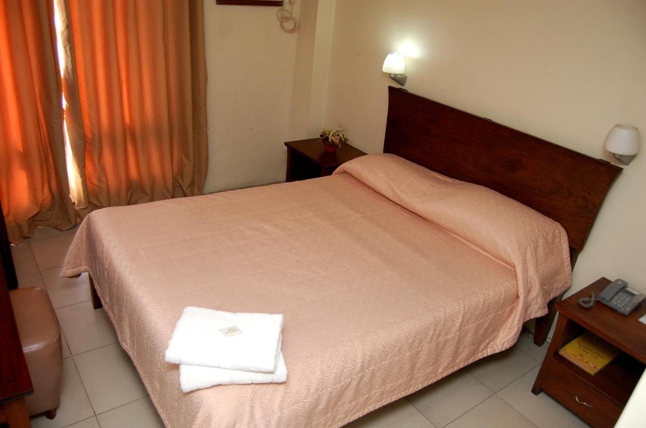 Isabel Suites Laoag Bilik gambar