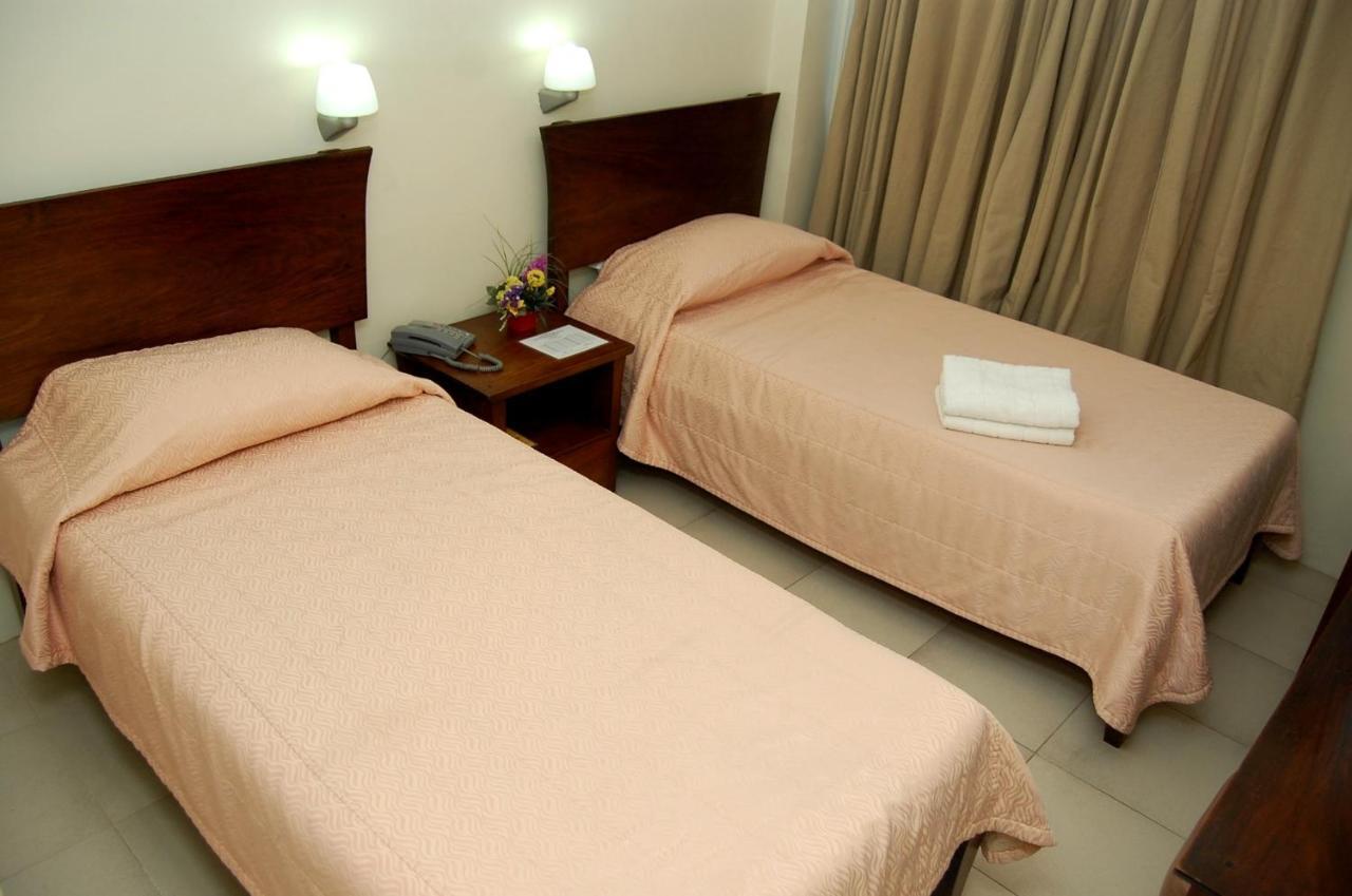 Isabel Suites Laoag Bilik gambar